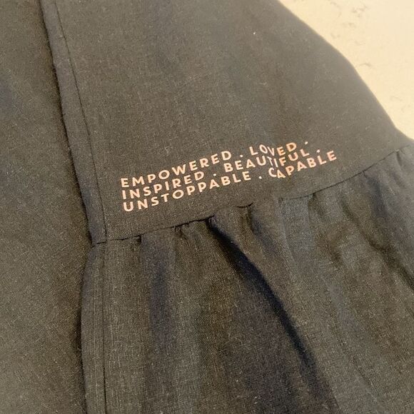 Wat. The Brand Black Cami Linen Blend Word Art Maxi Dress Size 6 - Picture 11 of 11